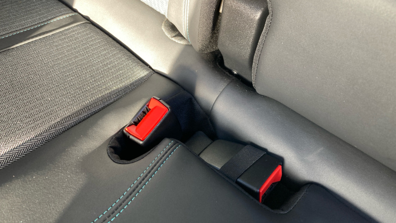 Peugeot 3008 1.6 Hybrid 225 Active Premium+ 5dr e-EAT8 Estate